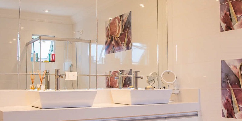 Safety Laminated Glass