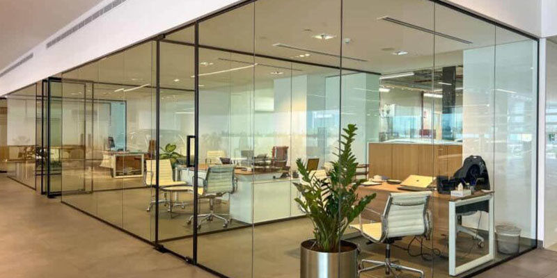 Install the best bathroom mirror 